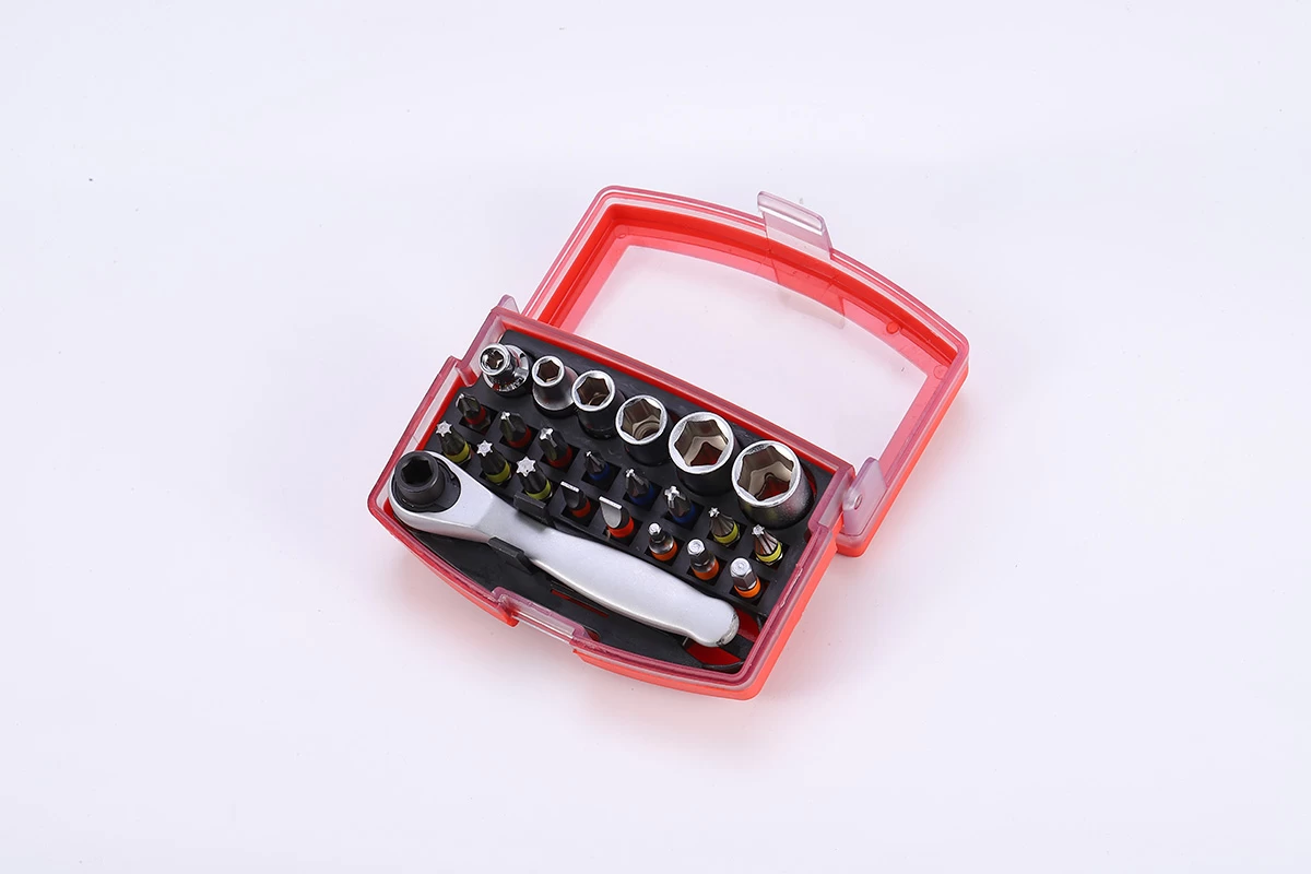 24個入りソケット＆ラチェットビットセット